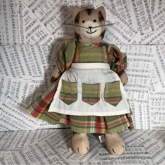 Mrs Fluffy 100% Cotton Cat Anthropomorphic Child’s Plush Cuddly Security Toy - Picture 5 of 9